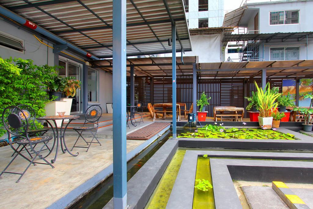 D Varee Xpress Makkasan Hotel Bangkok Eksteriør billede